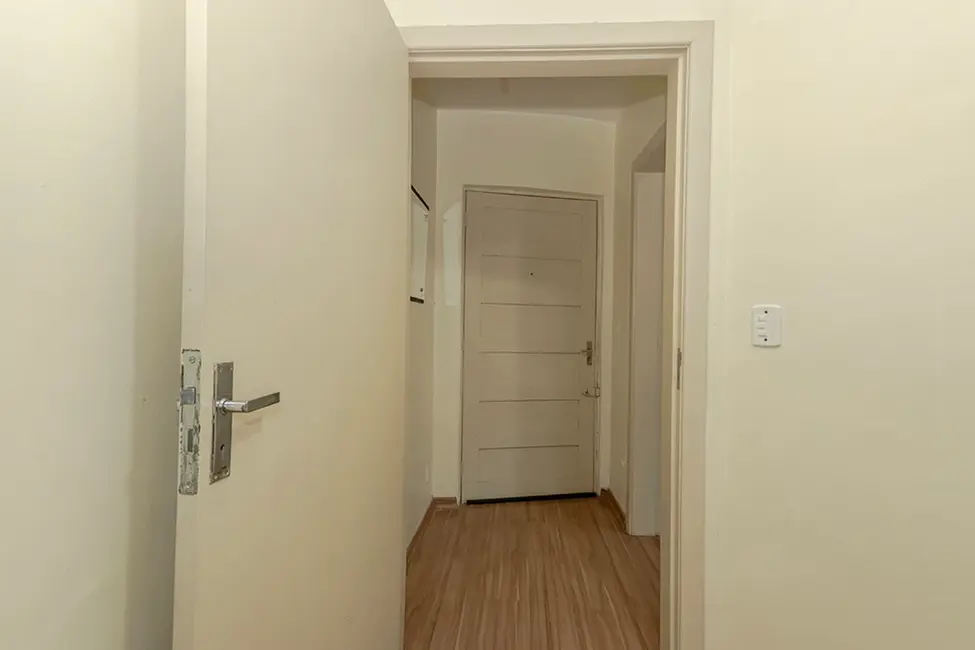 Foto 7 de Apartamento com 2 quartos à venda, 67m2 em Menino Deus, Porto Alegre - RS