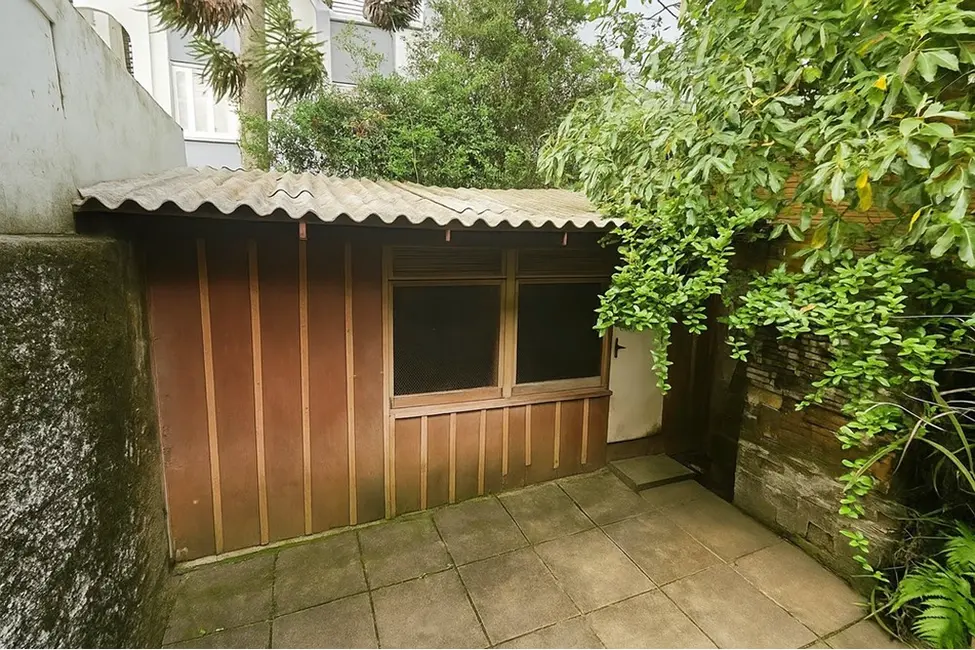 Casa com 2 quartos à venda, 80m2 em Menino Deus, Porto Alegre - RS - imagem 5 Foto 5 de Casa com 2 quartos à venda, 80m2 em Menino Deus, Porto Alegre - RS