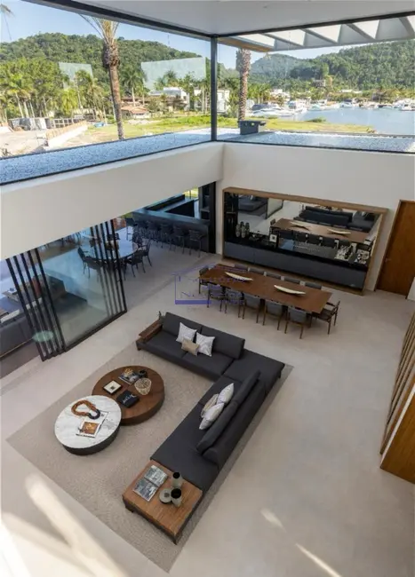 Foto 6 de Casa de Condomínio com 7 quartos à venda, 1400m2 em Guaruja - SP