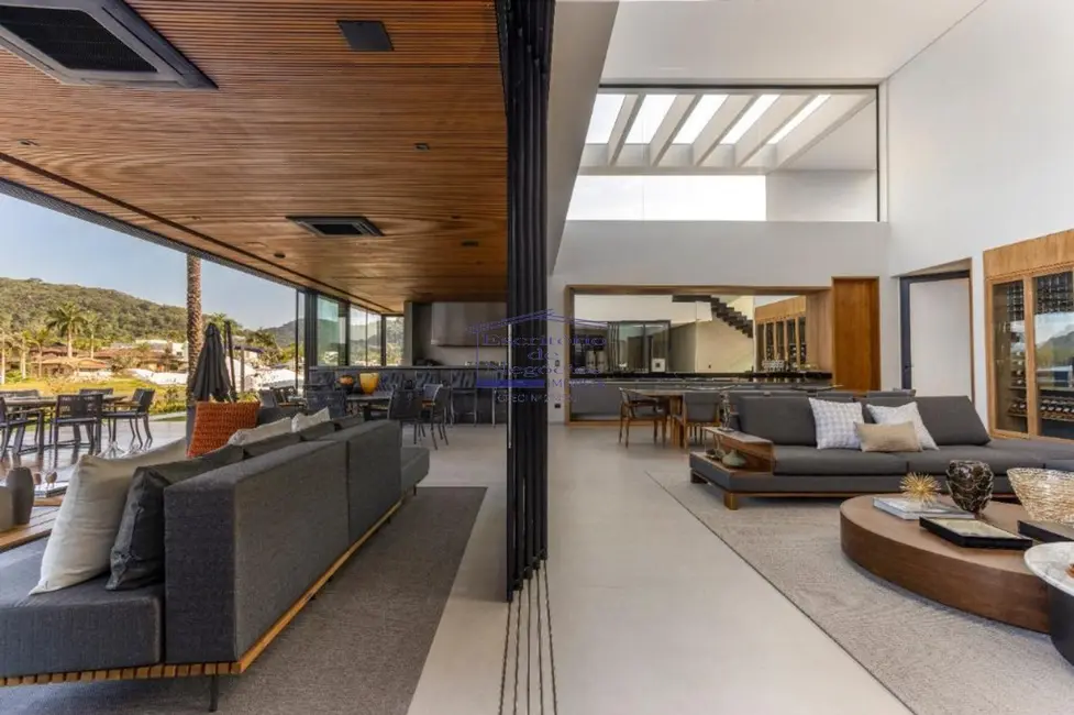 Foto 9 de Casa de Condomínio com 7 quartos à venda, 1400m2 em Guaruja - SP