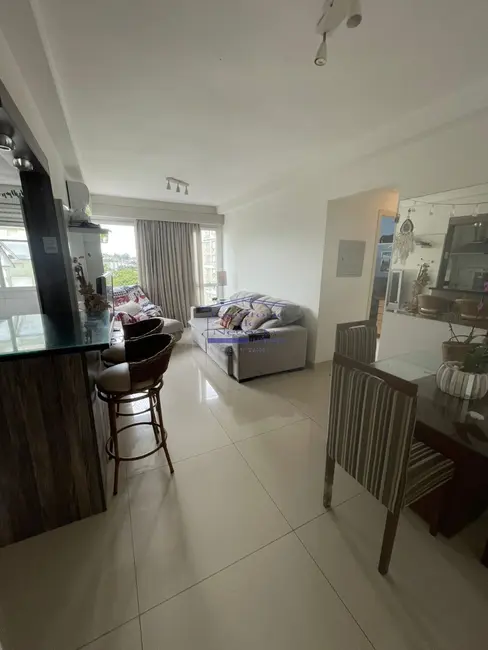 Foto 3 de Apartamento com 3 quartos à venda, 72m2 em Cavalhada, Porto Alegre - RS