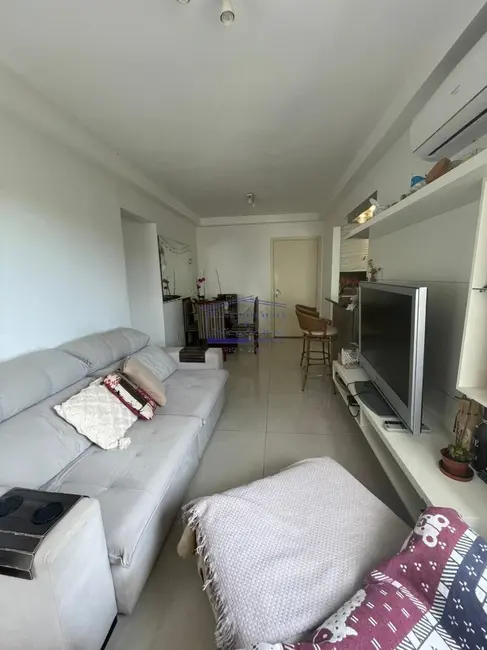 Apartamento com 3 quartos à venda, 72m2 em Cavalhada, Porto Alegre - RS - imagem 3 Foto 3 de Apartamento com 3 quartos à venda, 72m2 em Cavalhada, Porto Alegre - RS