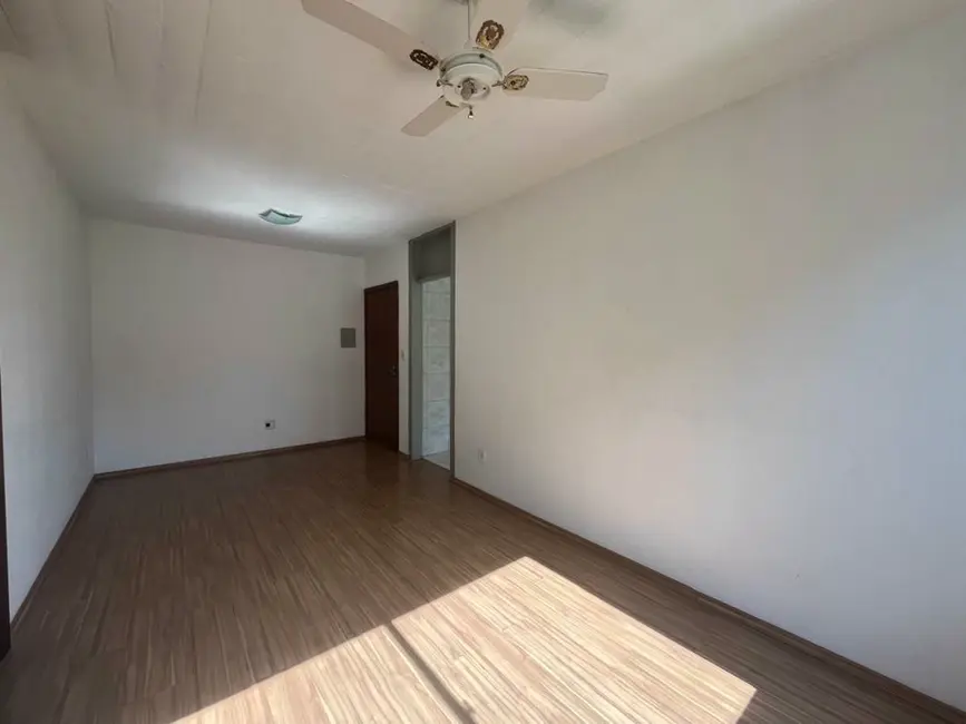 Apartamento com 2 quartos à venda, 60m2 em Nonoai, Porto Alegre - RS - imagem 8 Foto 8 de Apartamento com 2 quartos à venda, 60m2 em Nonoai, Porto Alegre - RS