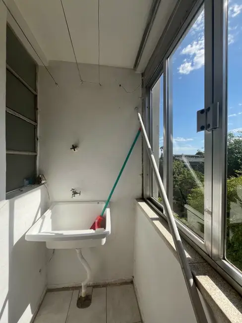Apartamento com 2 quartos à venda, 60m2 em Nonoai, Porto Alegre - RS - imagem 5 Foto 5 de Apartamento com 2 quartos à venda, 60m2 em Nonoai, Porto Alegre - RS
