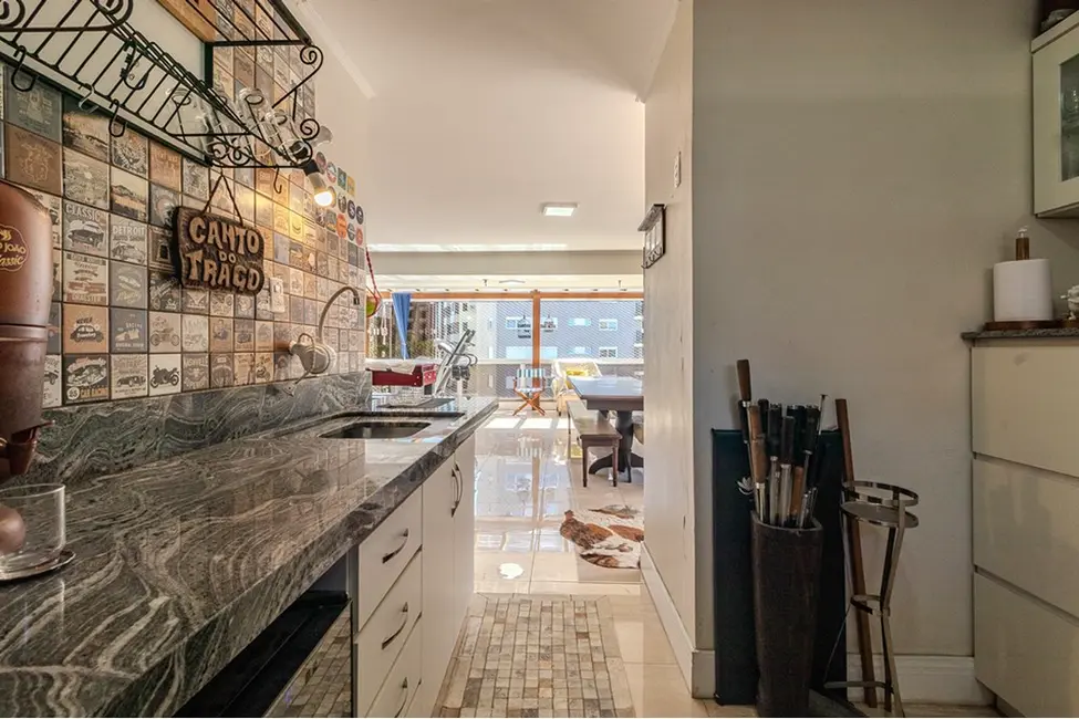 Foto 2 de Apartamento com 3 quartos à venda, 296m2 em Petrópolis, Porto Alegre - RS