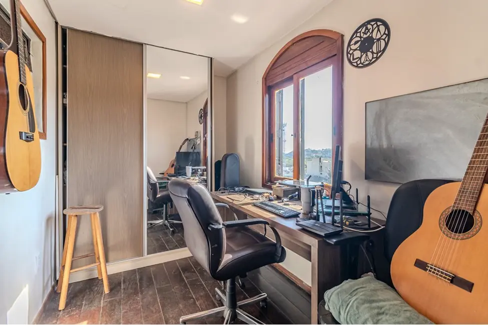 Foto 4 de Apartamento com 3 quartos à venda, 210m2 em Cristal, Porto Alegre - RS