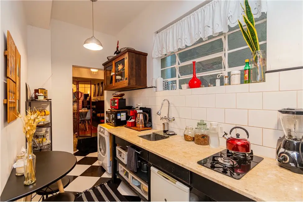 Apartamento com 2 quartos à venda, 110m2 em Independência, Porto Alegre - RS - imagem 5 Foto 5 de Apartamento com 2 quartos à venda, 110m2 em Independência, Porto Alegre - RS