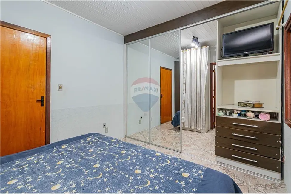Foto 6 de Casa com 3 quartos à venda, 167m2 em Nonoai, Porto Alegre - RS