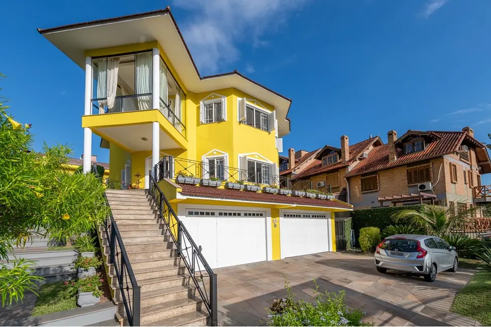Foto 1 de Casa com 4 quartos à venda, 607m2 em Ipanema, Porto Alegre - RS
