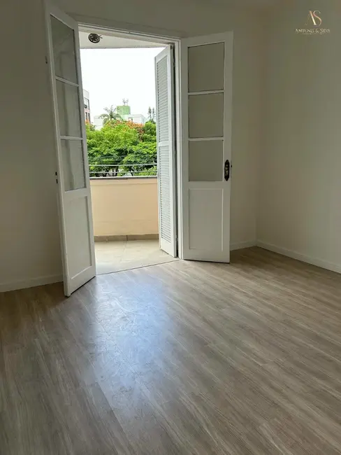 Foto 1 de Apartamento com 3 quartos à venda, 67m2 em Petrópolis, Porto Alegre - RS