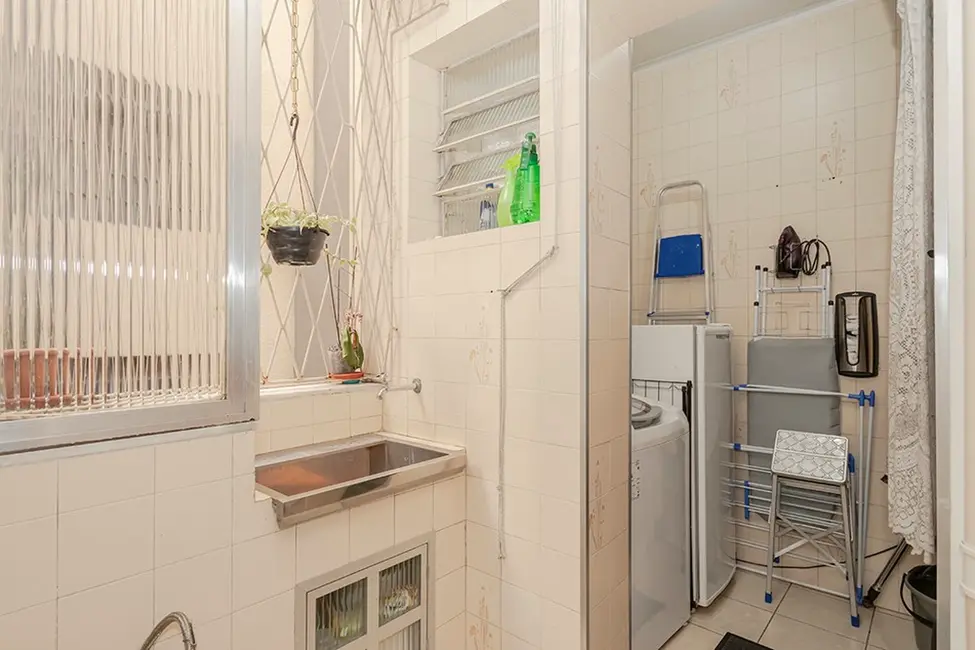 Foto 2 de Apartamento com 3 quartos à venda, 117m2 em Centro Histórico, Porto Alegre - RS