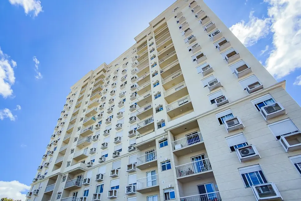 Foto 4 de Apartamento com 2 quartos à venda, 51m2 em São Sebastião, Porto Alegre - RS