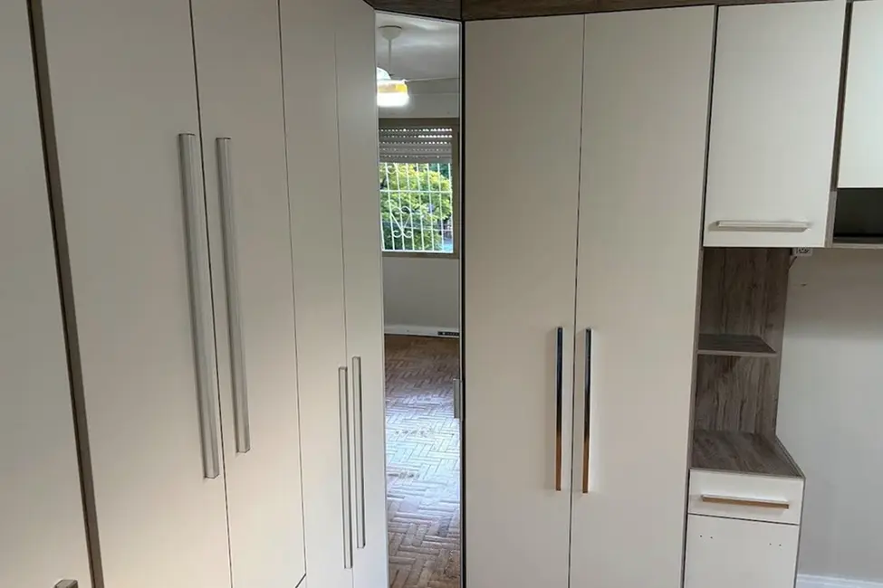 Apartamento com 2 quartos à venda, 59m2 em Jardim Leopoldina, Porto Alegre - RS - imagem 4 Foto 4 de Apartamento com 2 quartos à venda, 59m2 em Jardim Leopoldina, Porto Alegre - RS