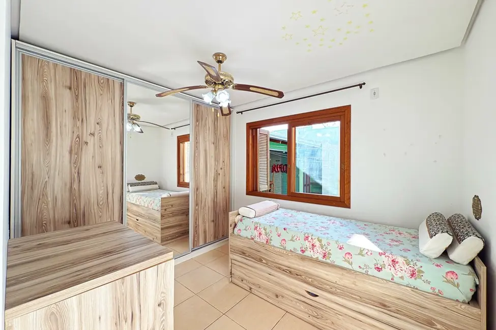 Foto 6 de Casa com 2 quartos à venda, 63m2 em Hípica, Porto Alegre - RS