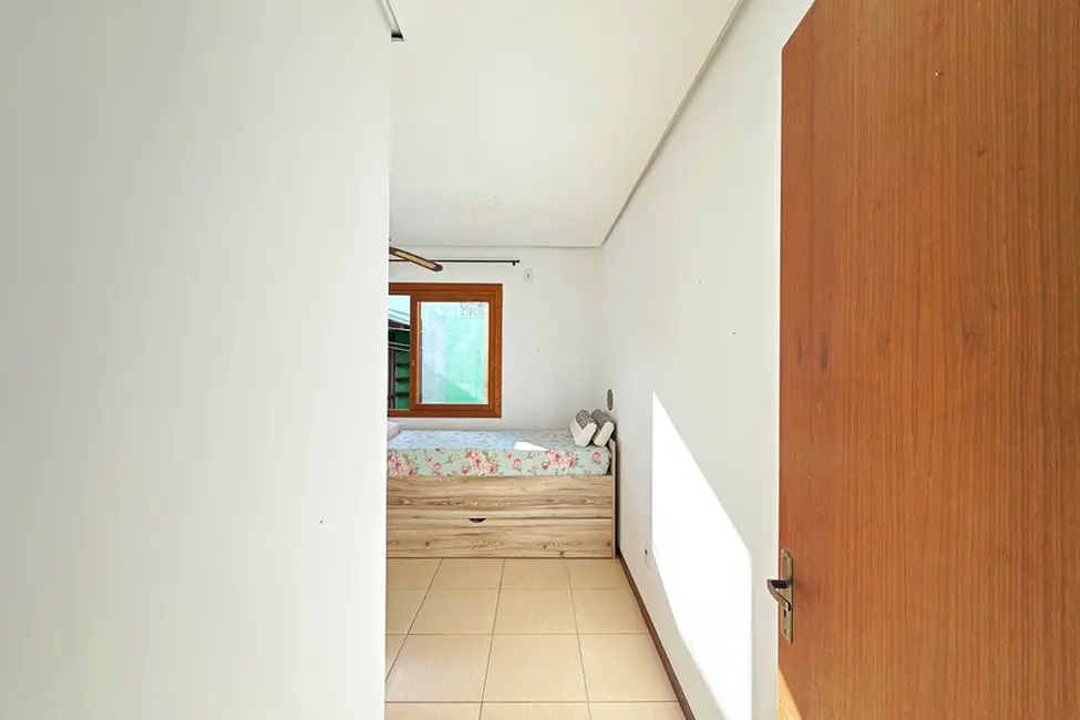 Foto 7 de Casa com 2 quartos à venda, 63m2 em Hípica, Porto Alegre - RS