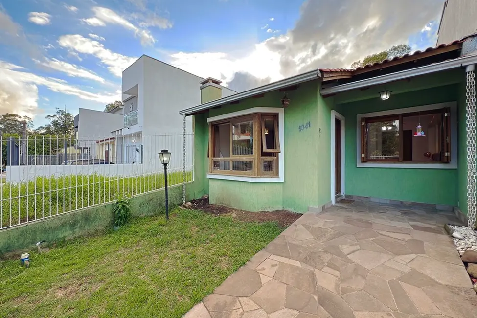 Foto 1 de Casa com 2 quartos à venda, 63m2 em Hípica, Porto Alegre - RS