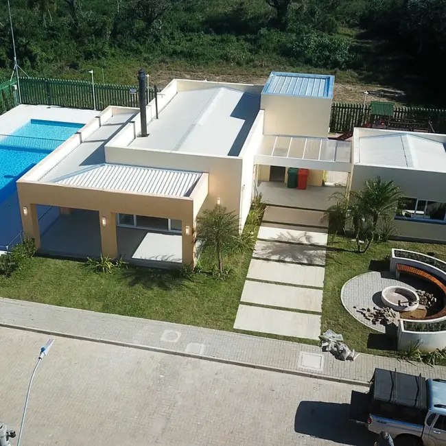 Foto 8 de Terreno / Lote à venda em Hípica, Porto Alegre - RS