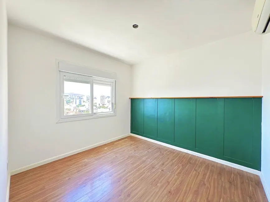 Foto 9 de Apartamento com 2 quartos à venda, 63m2 em Santana, Porto Alegre - RS