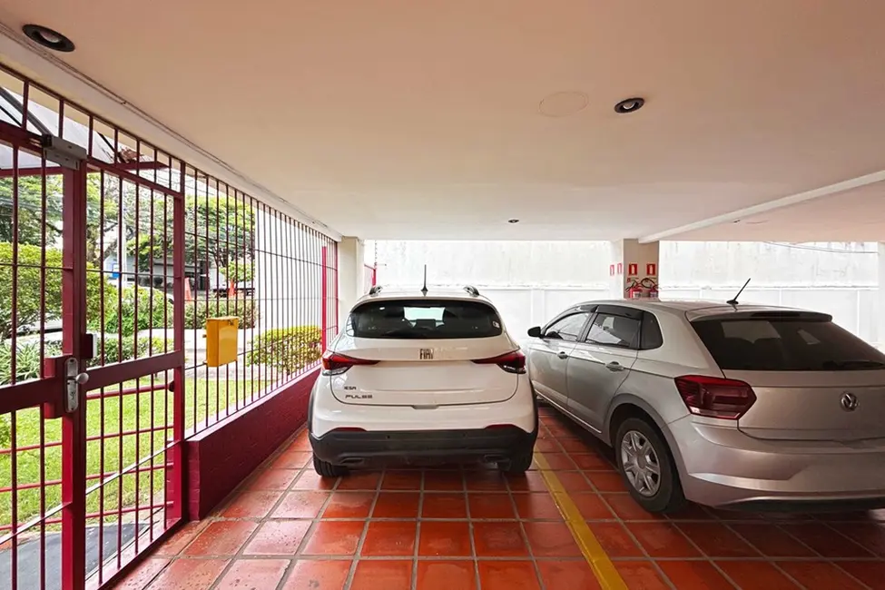 Apartamento com 2 quartos à venda, 56m2 em Menino Deus, Porto Alegre - RS - imagem 5 Foto 5 de Apartamento com 2 quartos à venda, 56m2 em Menino Deus, Porto Alegre - RS