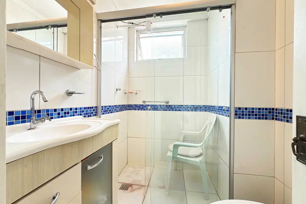 Apartamento com 2 quartos à venda, 56m2 em Menino Deus, Porto Alegre - RS - imagem 8 Foto 8 de Apartamento com 2 quartos à venda, 56m2 em Menino Deus, Porto Alegre - RS