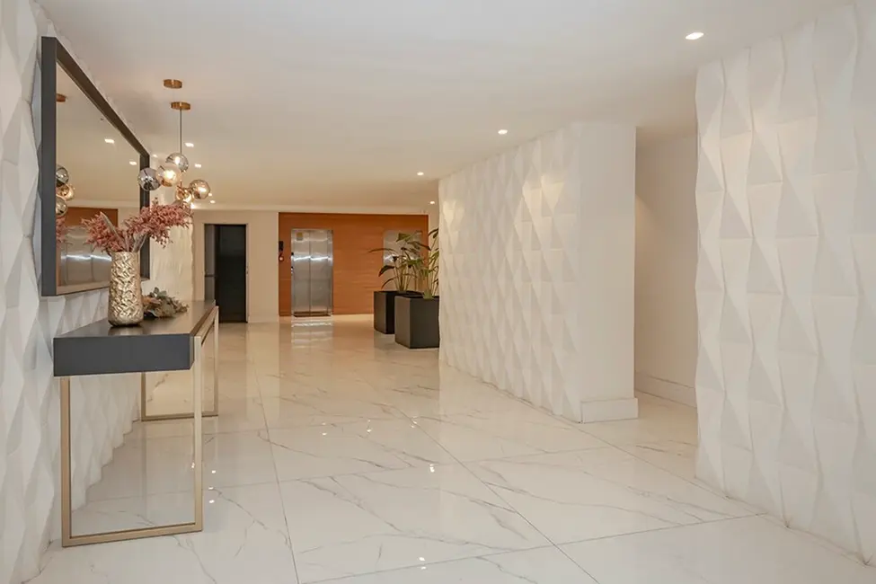 Foto 2 de Apartamento com 3 quartos à venda, 180m2 em Menino Deus, Porto Alegre - RS