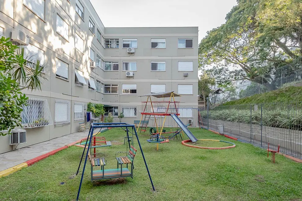 Apartamento com 1 quarto à venda, 34m2 em Santo Antônio, Porto Alegre - RS - imagem 8 Foto 8 de Apartamento com 1 quarto à venda, 34m2 em Santo Antônio, Porto Alegre - RS