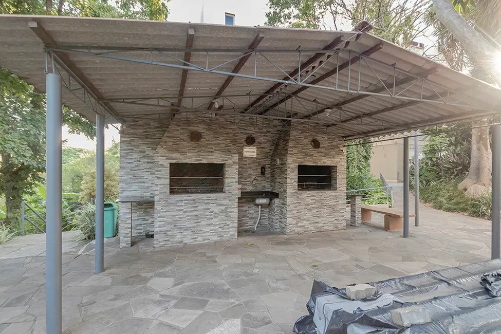 Apartamento com 1 quarto à venda, 34m2 em Santo Antônio, Porto Alegre - RS - imagem 7 Foto 7 de Apartamento com 1 quarto à venda, 34m2 em Santo Antônio, Porto Alegre - RS