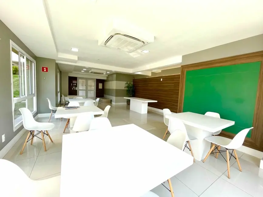 Apartamento com 2 quartos à venda, 67m2 em Jardim Carvalho, Porto Alegre - RS - imagem 2 Foto 2 de Apartamento com 2 quartos à venda, 67m2 em Jardim Carvalho, Porto Alegre - RS