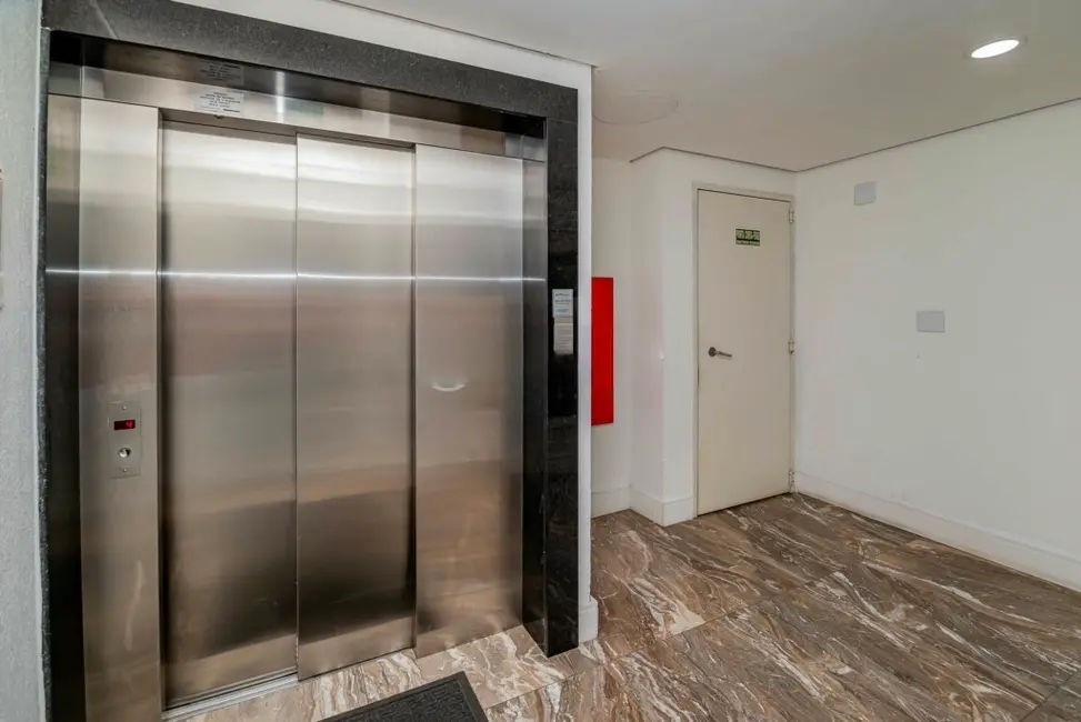 Foto 8 de Apartamento com 2 quartos à venda, 57m2 em Ipanema, Porto Alegre - RS