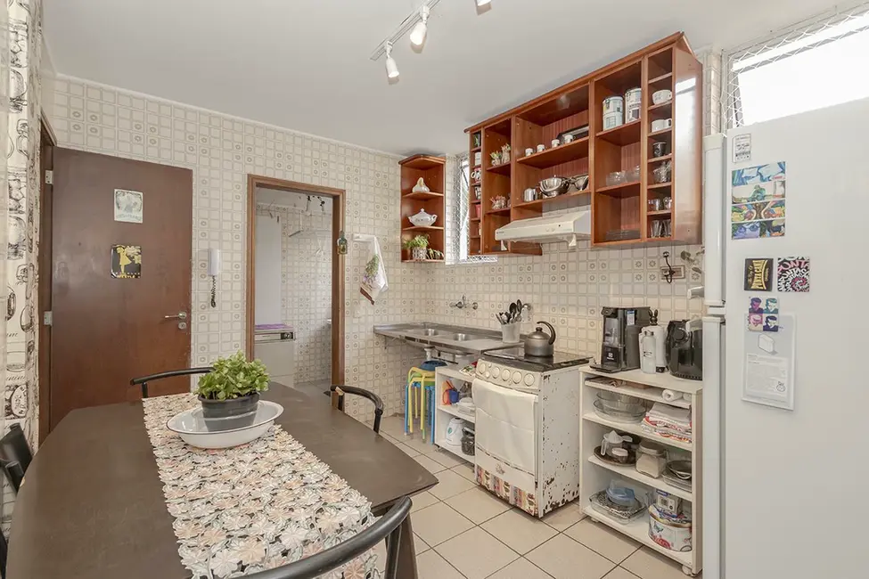 Foto 6 de Apartamento com 3 quartos à venda, 70m2 em Mont Serrat, Porto Alegre - RS