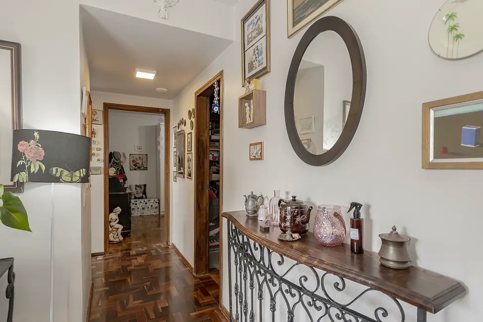 Foto 3 de Apartamento com 3 quartos à venda, 70m2 em Mont Serrat, Porto Alegre - RS