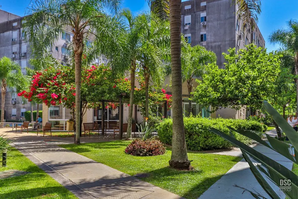 Foto 1 de Apartamento com 2 quartos à venda, 47m2 em Ipanema, Porto Alegre - RS