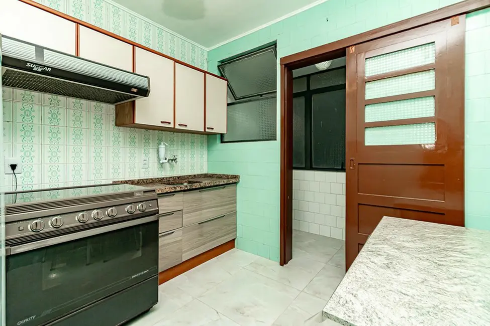Apartamento com 3 quartos à venda, 99m2 em Centro Histórico, Porto Alegre - RS - imagem 5 Foto 5 de Apartamento com 3 quartos à venda, 99m2 em Centro Histórico, Porto Alegre - RS