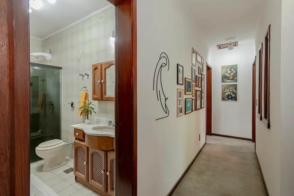Foto 7 de Casa com 3 quartos à venda, 360m2 em Porto Alegre - RS