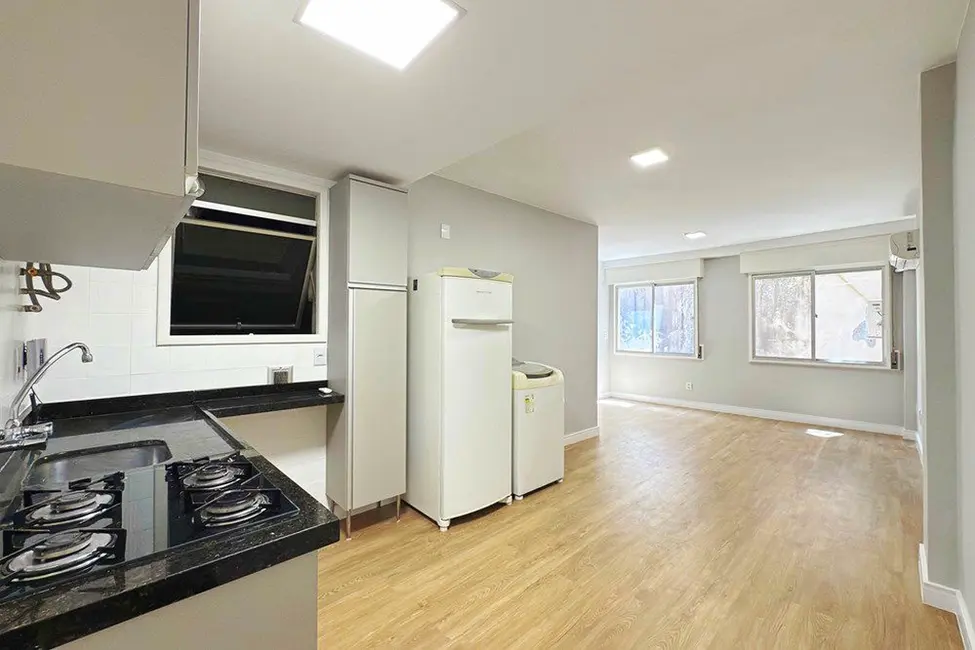 Foto 1 de Apartamento com 1 quarto à venda, 29m2 em Centro Histórico, Porto Alegre - RS
