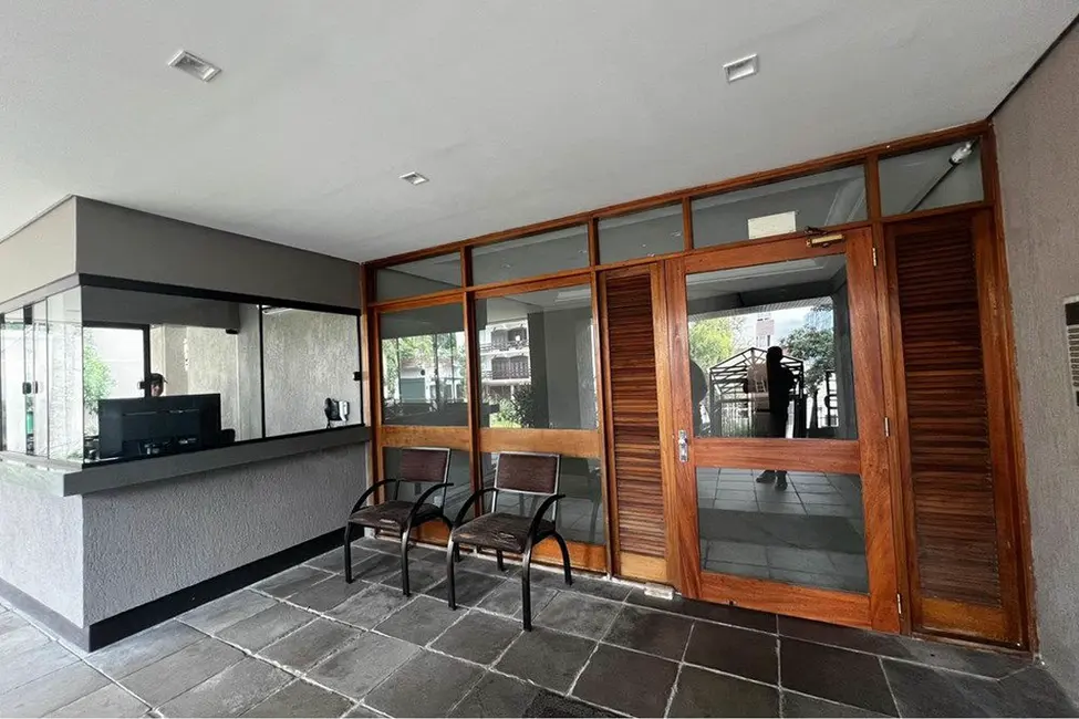 Foto 9 de Apartamento com 3 quartos à venda, 84m2 em Azenha, Porto Alegre - RS