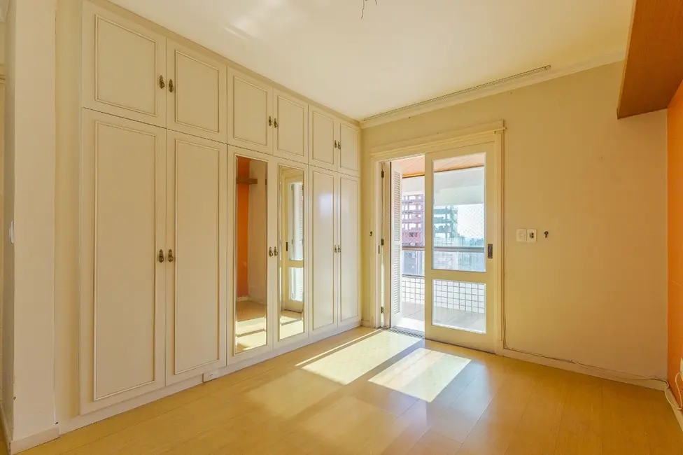 Foto 3 de Apartamento com 3 quartos à venda, 172m2 em Petrópolis, Porto Alegre - RS