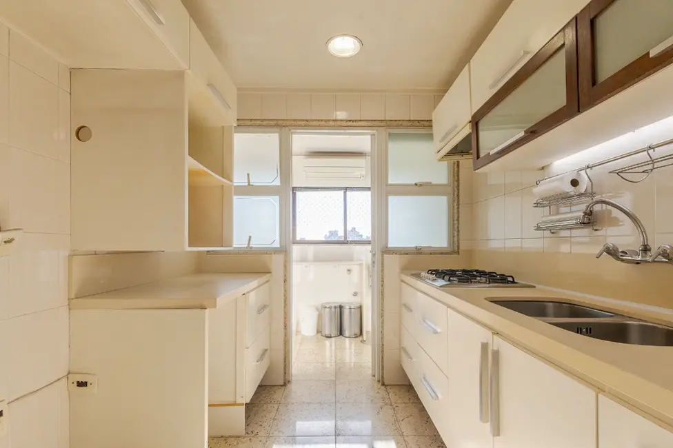 Foto 6 de Apartamento com 3 quartos à venda, 172m2 em Petrópolis, Porto Alegre - RS