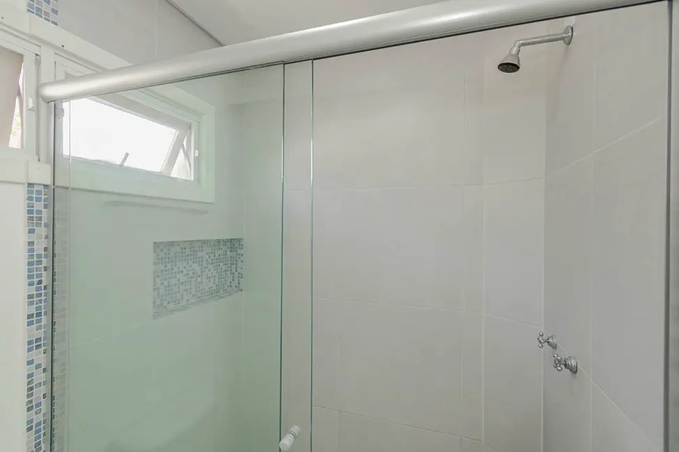 Foto 3 de Casa com 3 quartos à venda, 110m2 em Ipanema, Porto Alegre - RS