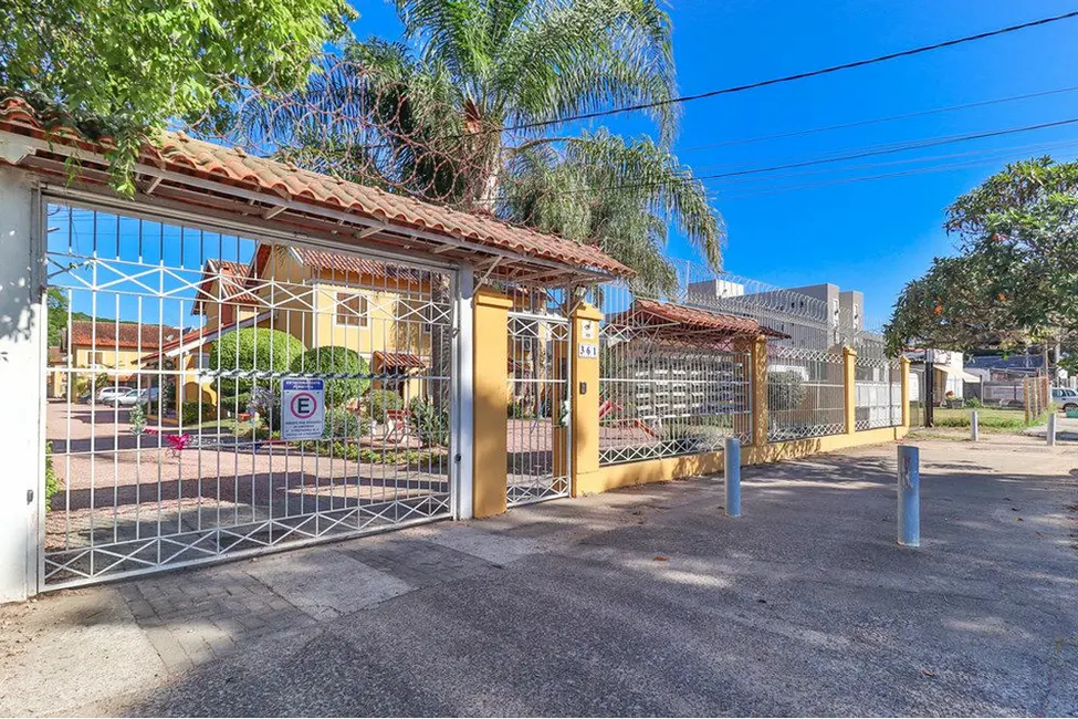Foto 3 de Casa de Condomínio com 2 quartos à venda, 58m2 em Ipanema, Porto Alegre - RS