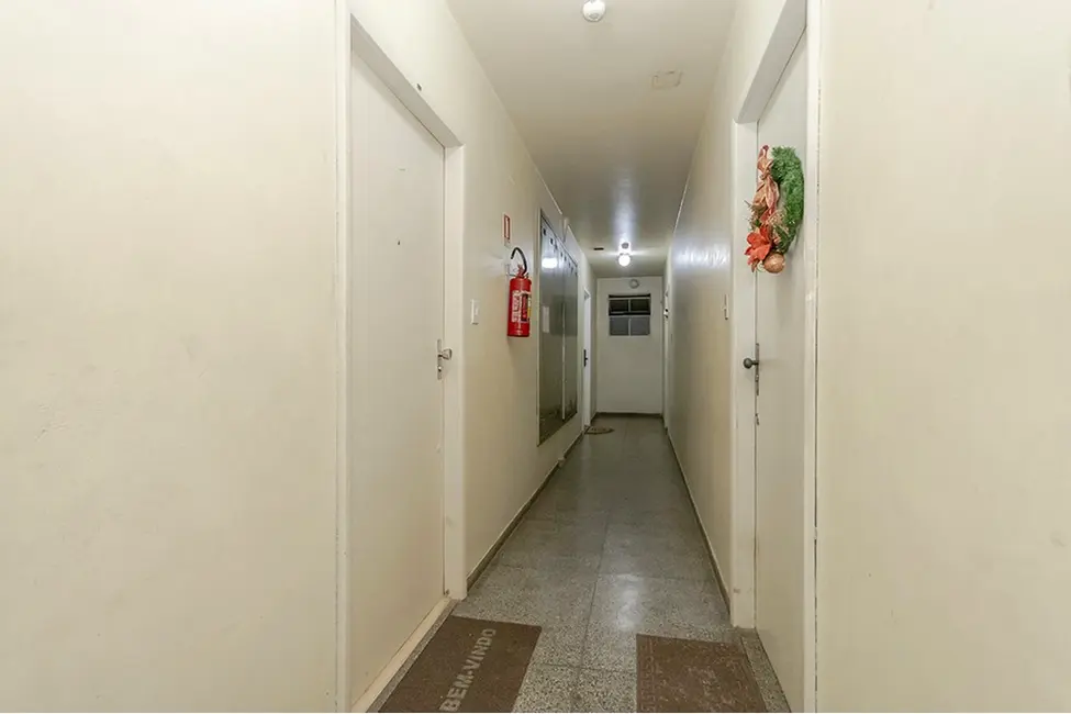 Foto 8 de Apartamento com 2 quartos à venda, 54m2 em Santana, Porto Alegre - RS