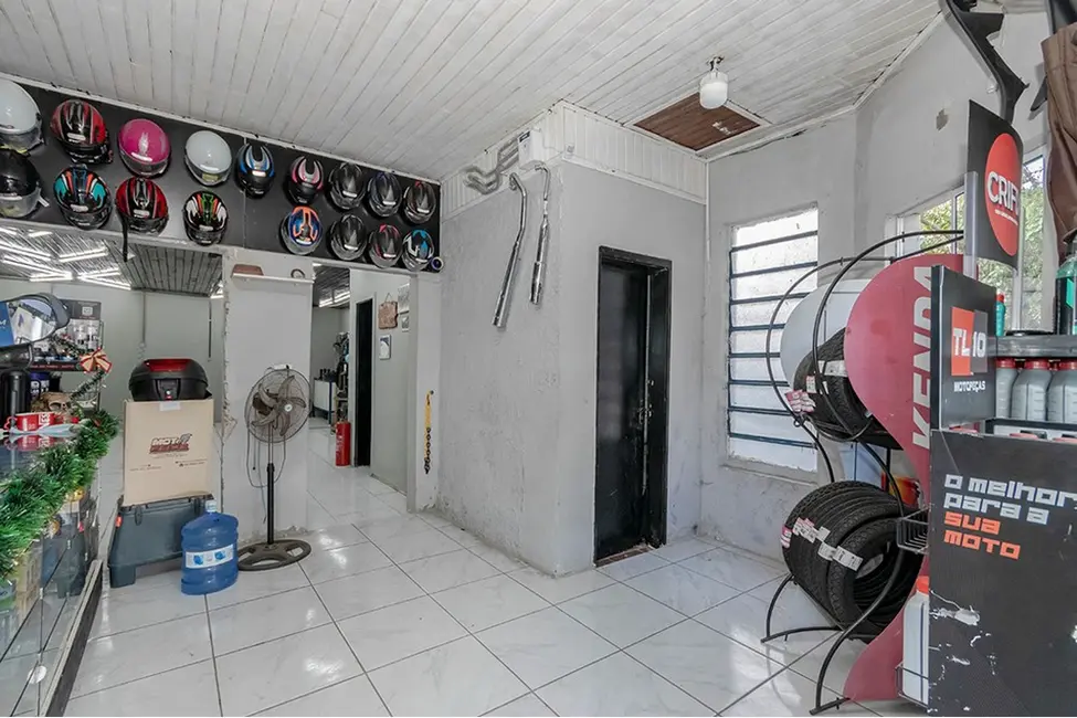 Casa com 2 quartos à venda, 150m2 em Coronel Aparício Borges, Porto Alegre - RS - imagem 9 Foto 9 de Casa com 2 quartos à venda, 150m2 em Coronel Aparício Borges, Porto Alegre - RS