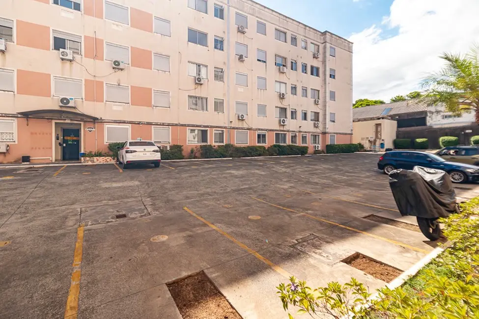 Foto 3 de Apartamento com 2 quartos à venda, 50m2 em Jardim Itu, Porto Alegre - RS