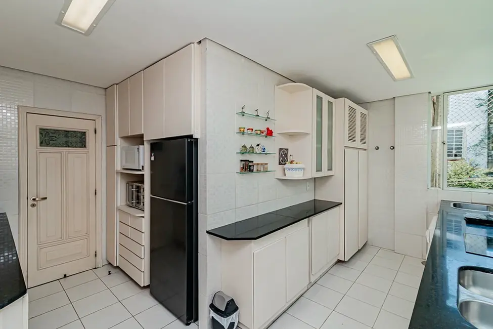 Foto 3 de Apartamento com 3 quartos à venda, 143m2 em Mont Serrat, Porto Alegre - RS