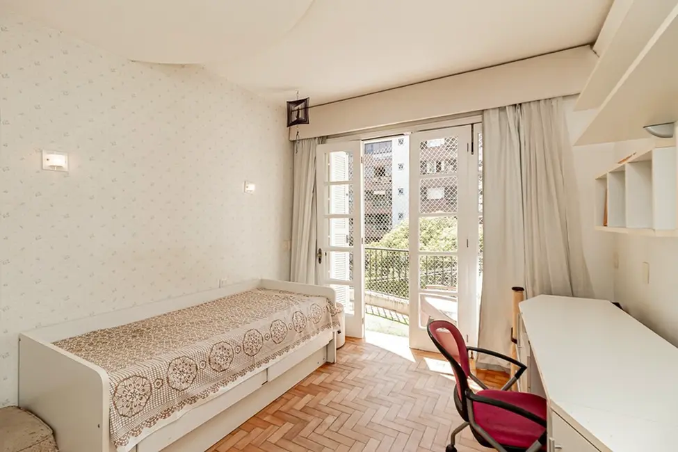 Foto 8 de Apartamento com 3 quartos à venda, 143m2 em Mont Serrat, Porto Alegre - RS