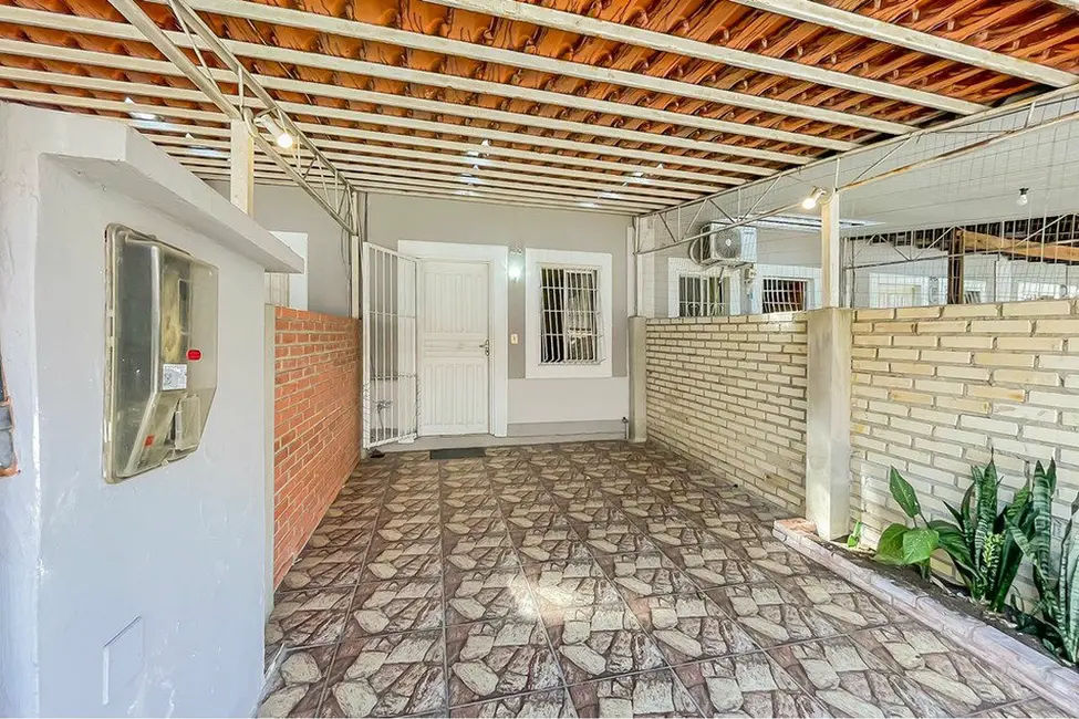 Foto 1 de Casa de Condomínio com 2 quartos à venda, 85m2 em Hípica, Porto Alegre - RS