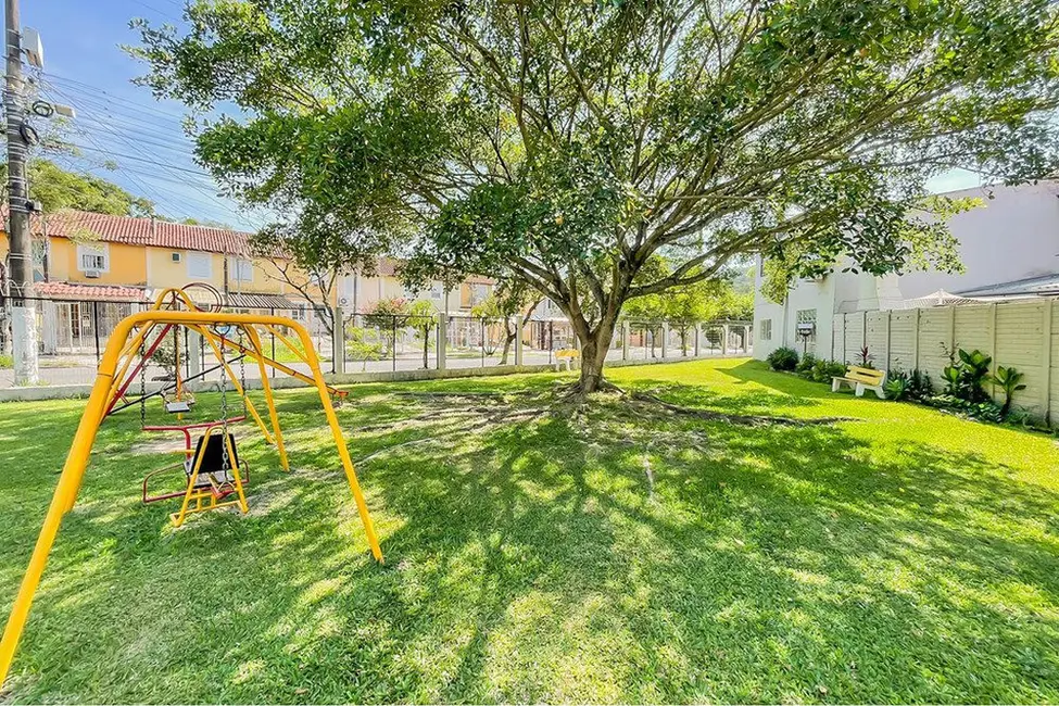 Foto 5 de Casa de Condomínio com 2 quartos à venda, 85m2 em Hípica, Porto Alegre - RS