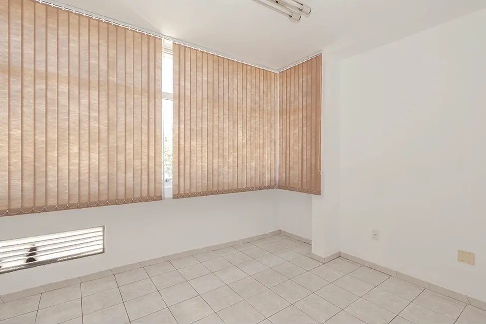 Foto 5 de Sala Comercial à venda, 49m2 em Auxiliadora, Porto Alegre - RS