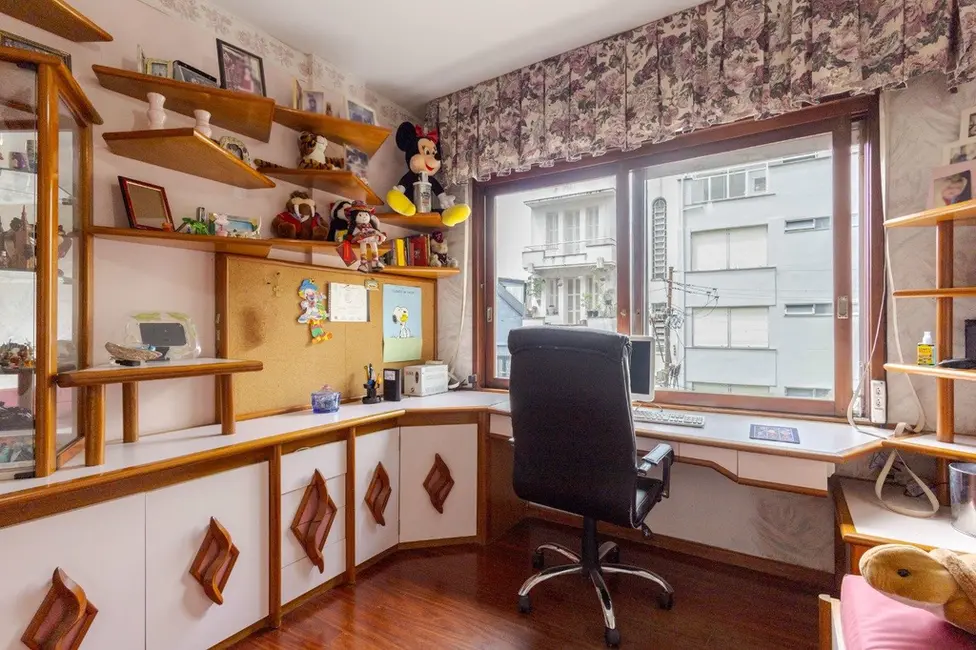 Foto 9 de Apartamento com 3 quartos à venda, 198m2 em Farroupilha, Porto Alegre - RS