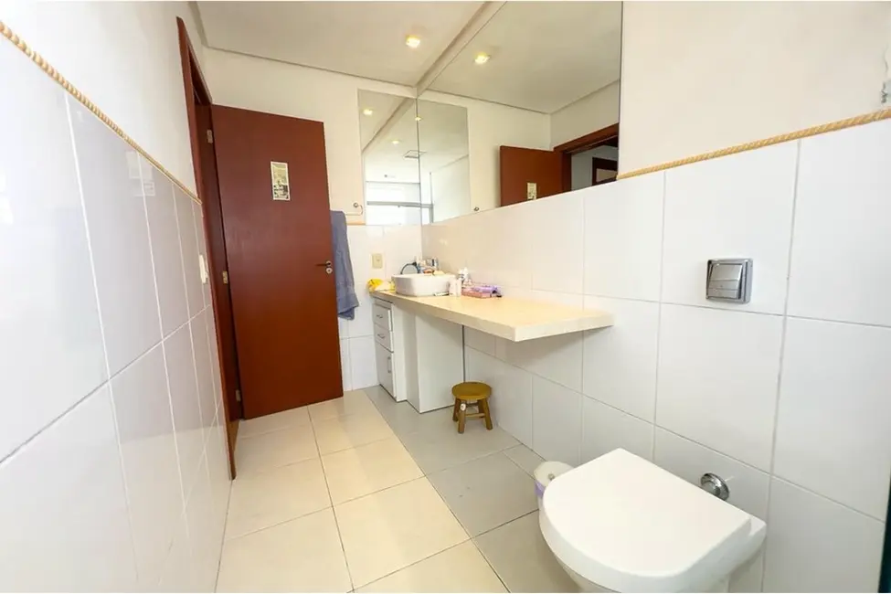 Foto 4 de Apartamento com 2 quartos à venda, 77m2 em Petrópolis, Porto Alegre - RS